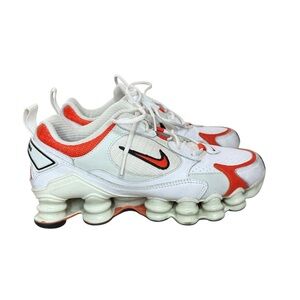 Nike Women’s  Shox TL Nova in White & Red Women’s Size 7 AT8046-101